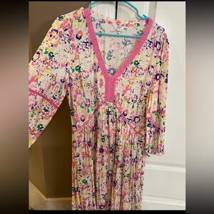 Crown & Ivy Pink Floral Maxi M